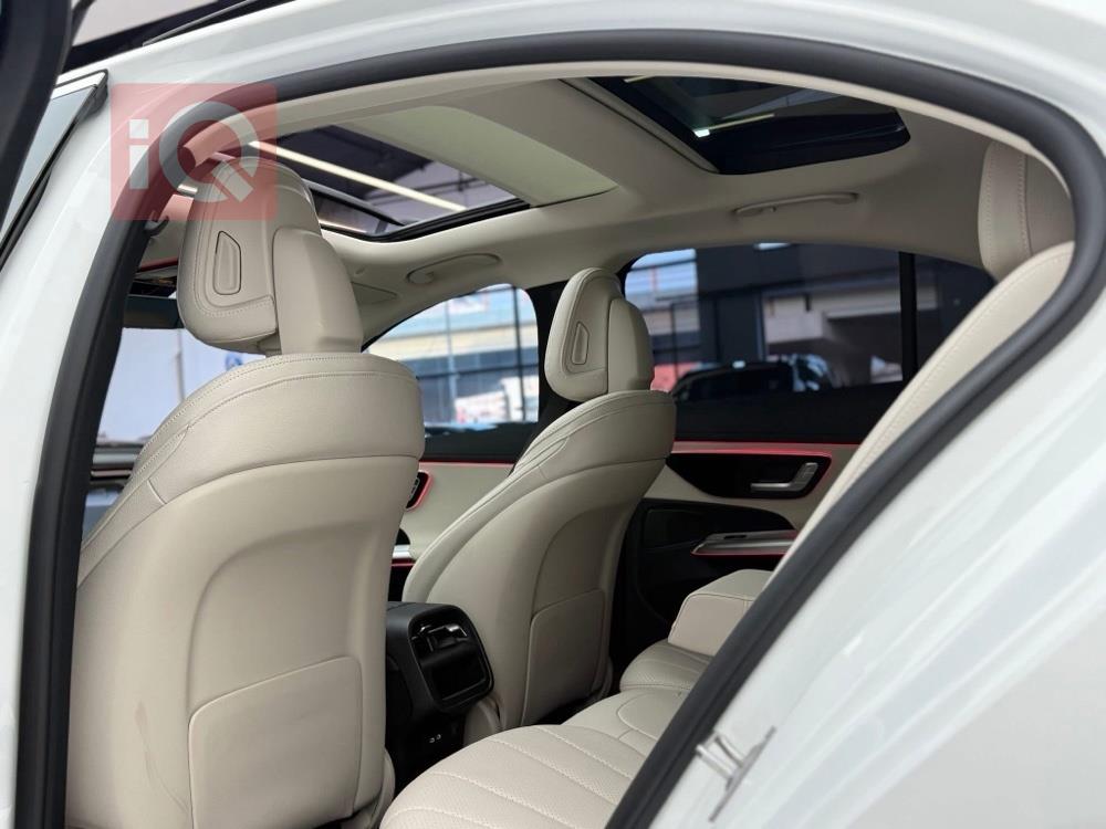 مرسيدس بنز E-Class